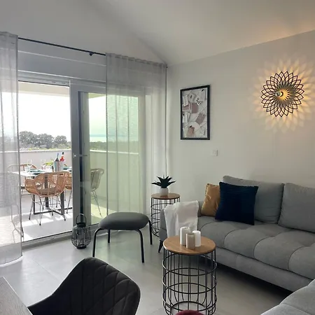Rimac Apartments Novalja Exterior photo